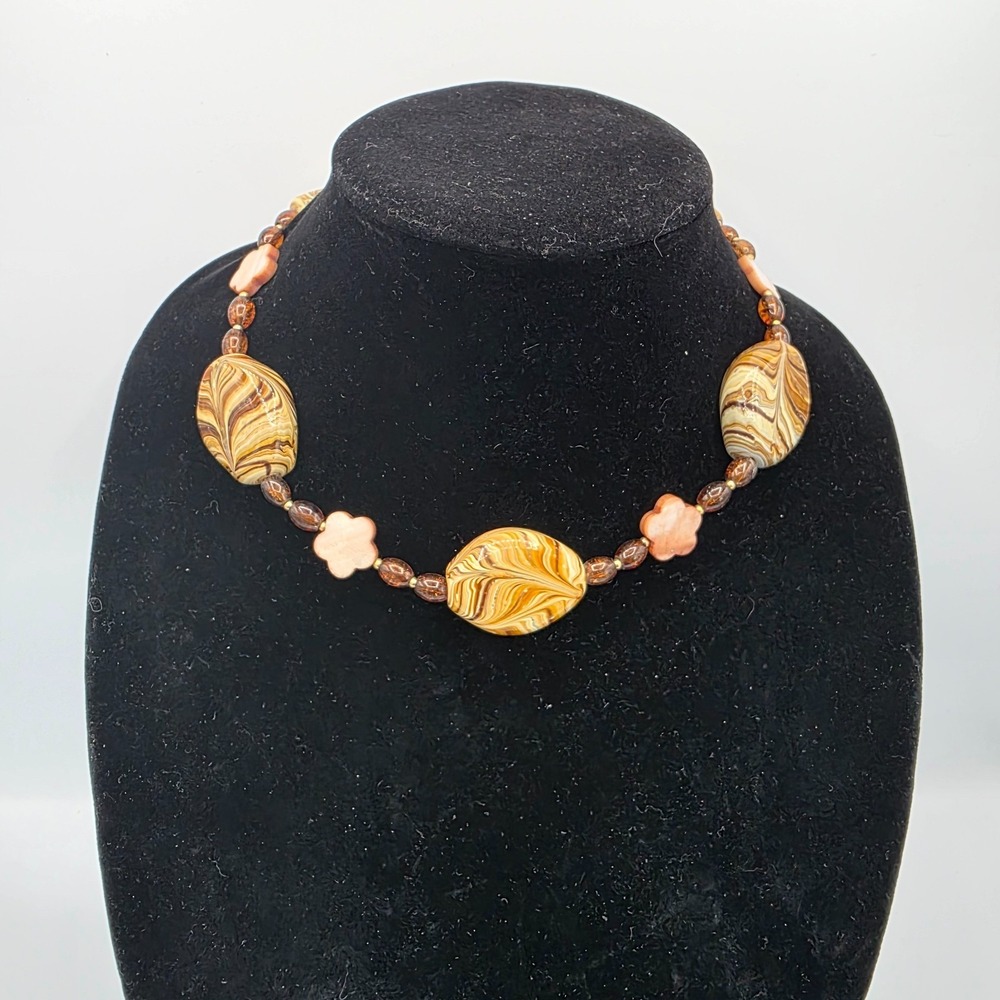 Vintage Womens Gold Tone Chain Glass Brown Beaded Necklace Oval Boho 16"